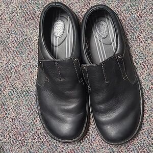 Dr. Martens Men's AW004 Leather Casual Slip On Loafers.